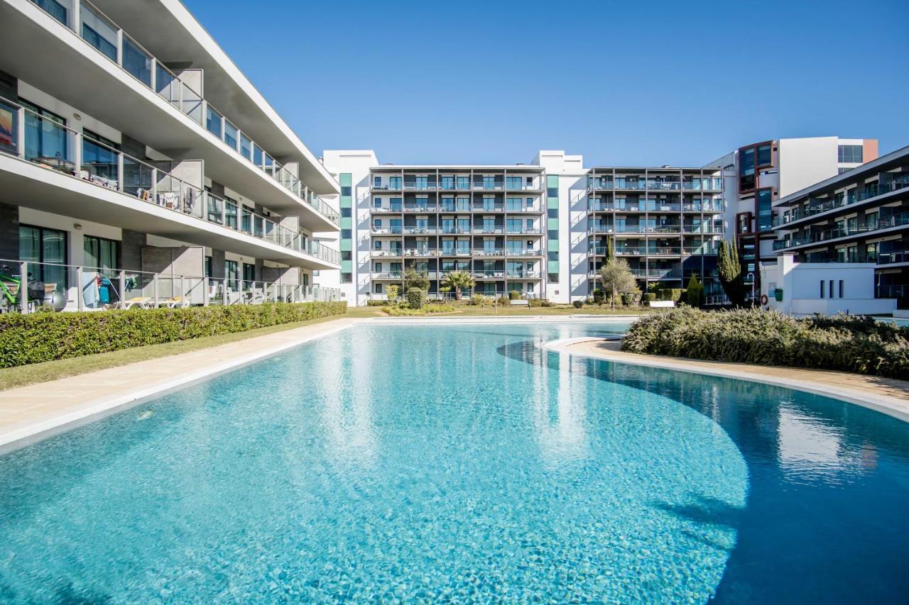 Superbe Appartement Spacieux Avec Terrasse Vue Piscine ヴィラモウラ エクステリア 写真