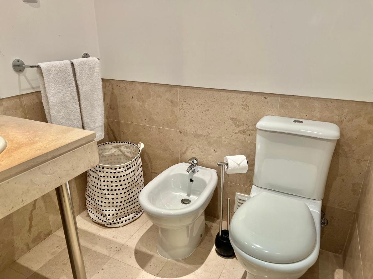 Superbe Appartement Spacieux Avec Terrasse Vue Piscine ヴィラモウラ エクステリア 写真