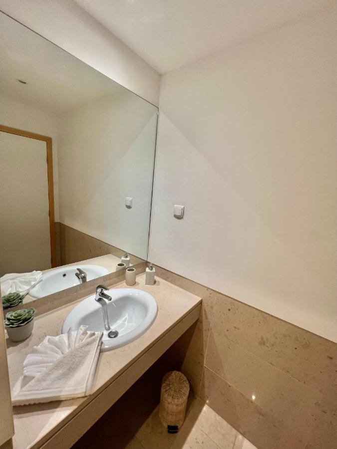 Superbe Appartement Spacieux Avec Terrasse Vue Piscine ヴィラモウラ エクステリア 写真