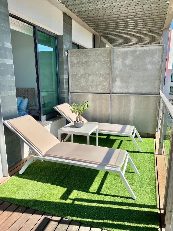 Superbe Appartement Spacieux Avec Terrasse Vue Piscine ヴィラモウラ エクステリア 写真