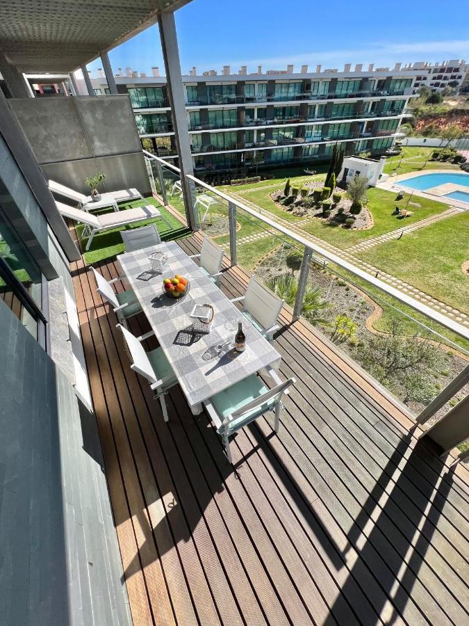 Superbe Appartement Spacieux Avec Terrasse Vue Piscine ヴィラモウラ エクステリア 写真